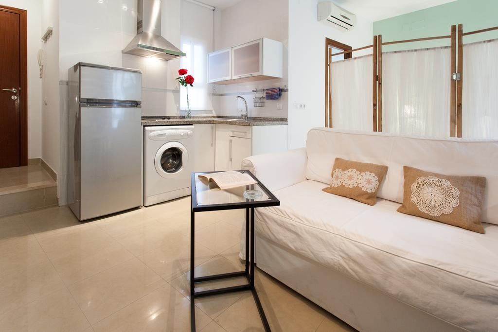 Apartamentos San Lorenzo Seville Exterior photo